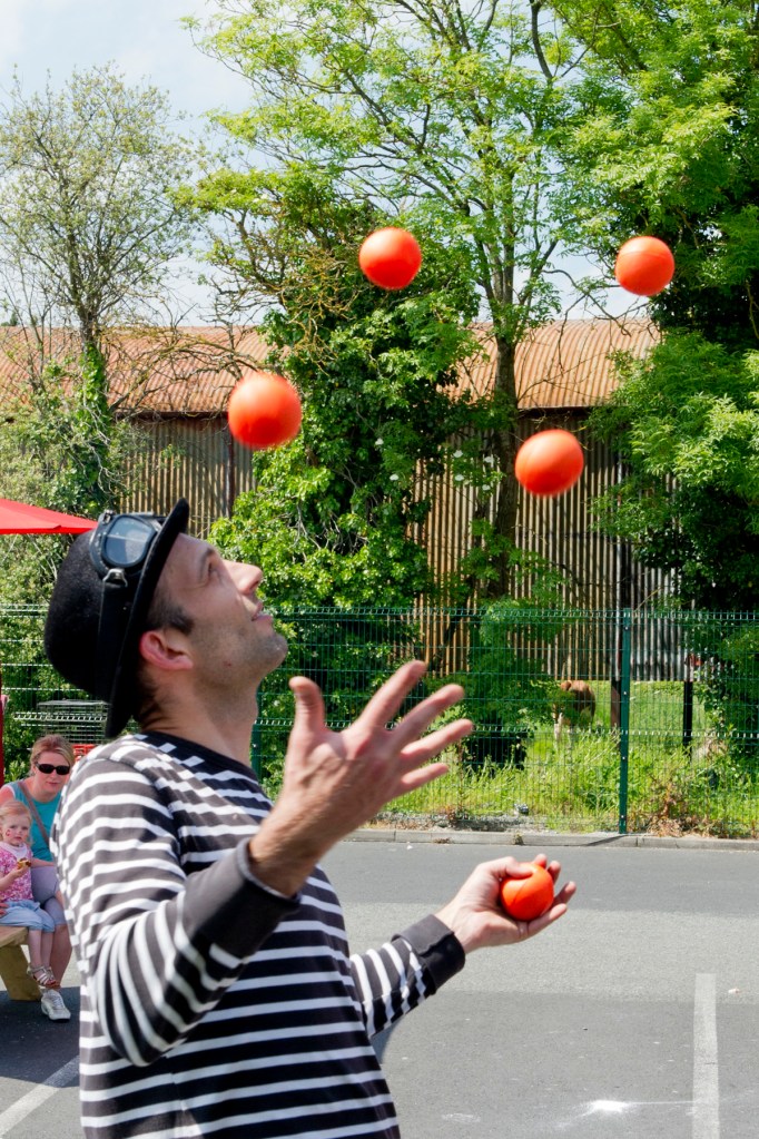 entertainment for summer with Blackthorn Arts Events